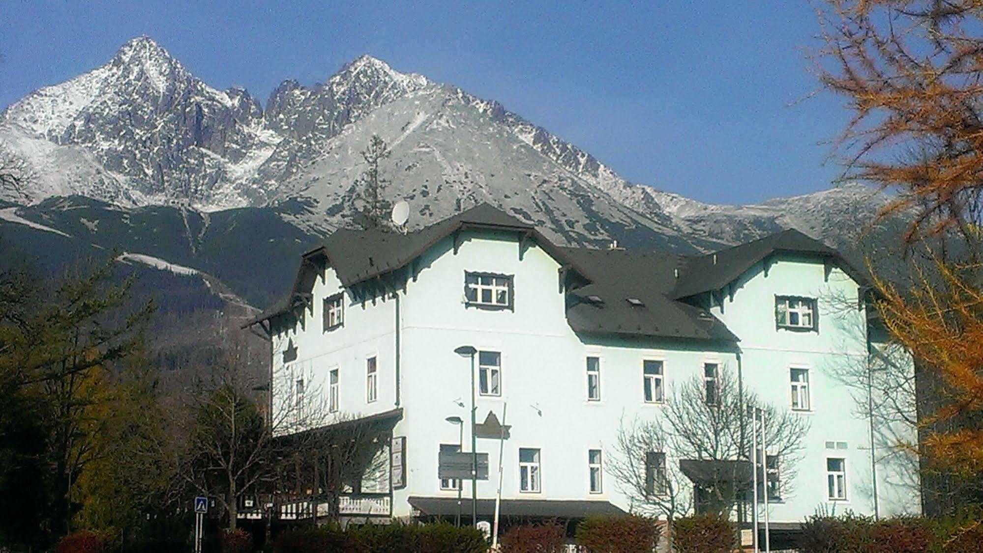 Hotel Tatry Tatranská Lomnica Exteriör bild